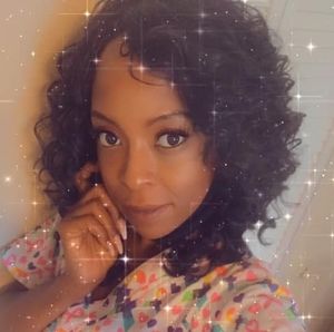 Meet your Posher, Mara